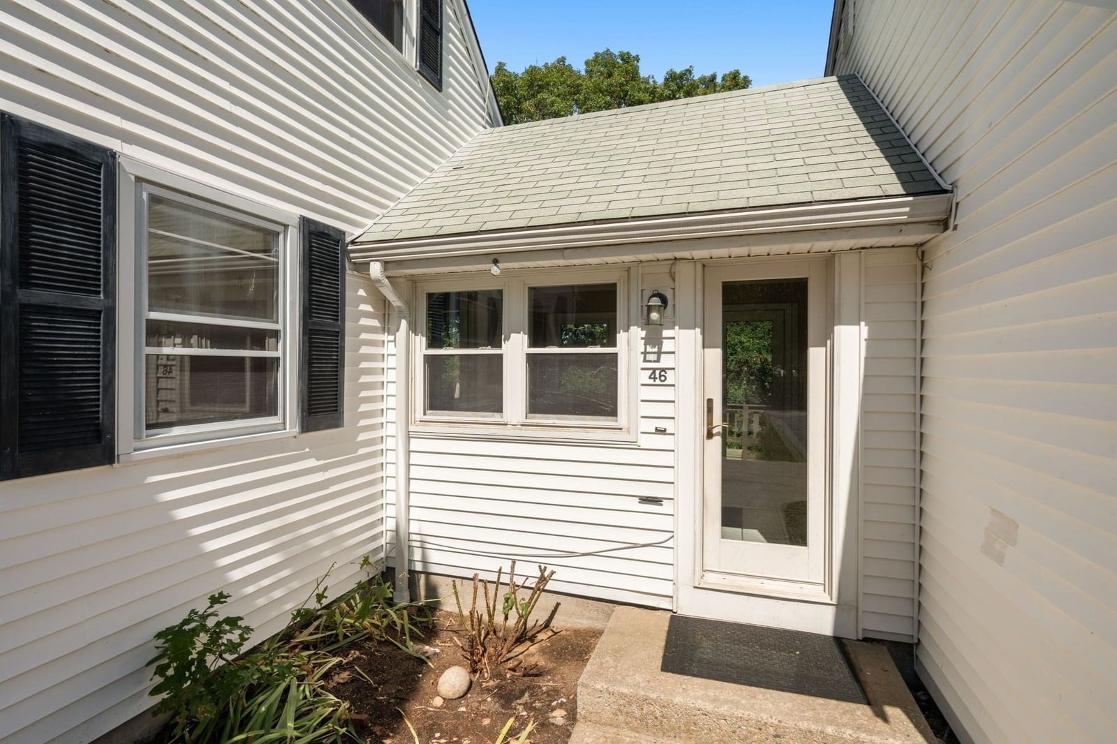 46 Wayne Rd Bourne — Photo 4 of 34