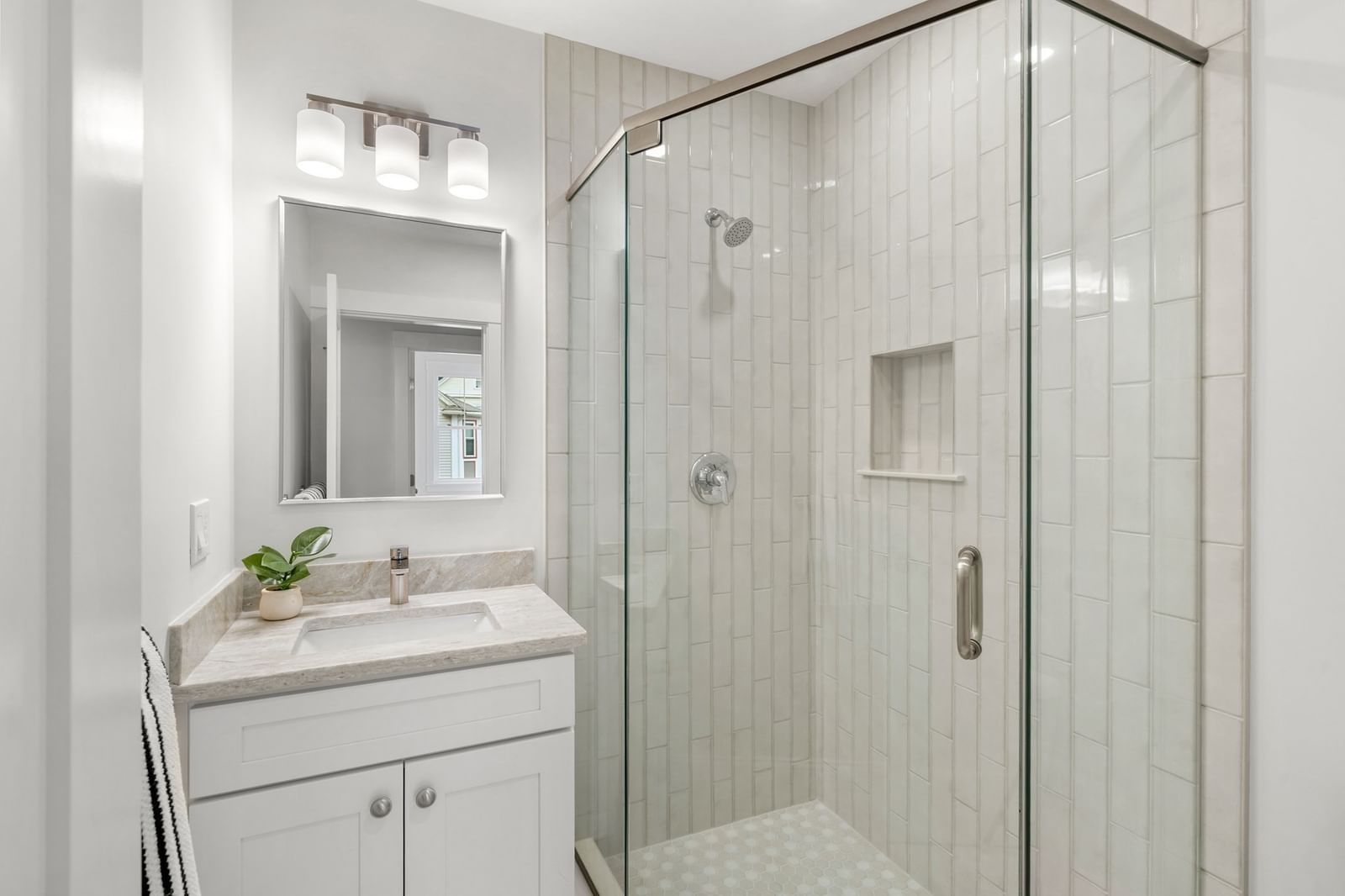 9 Downer Ct #1 Boston — Photo 14 of 38