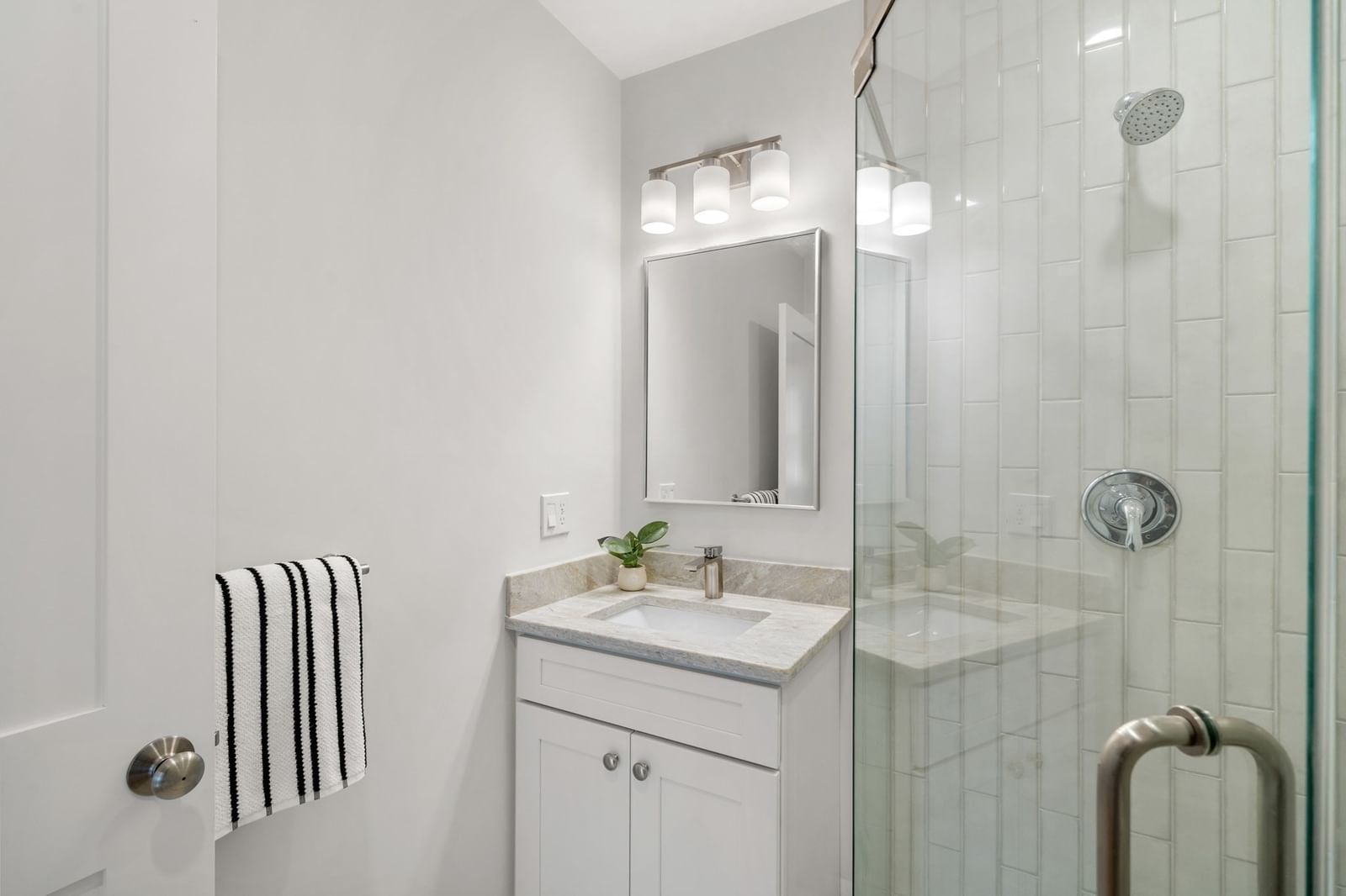 9 Downer Ct #1 Boston — Photo 16 of 38