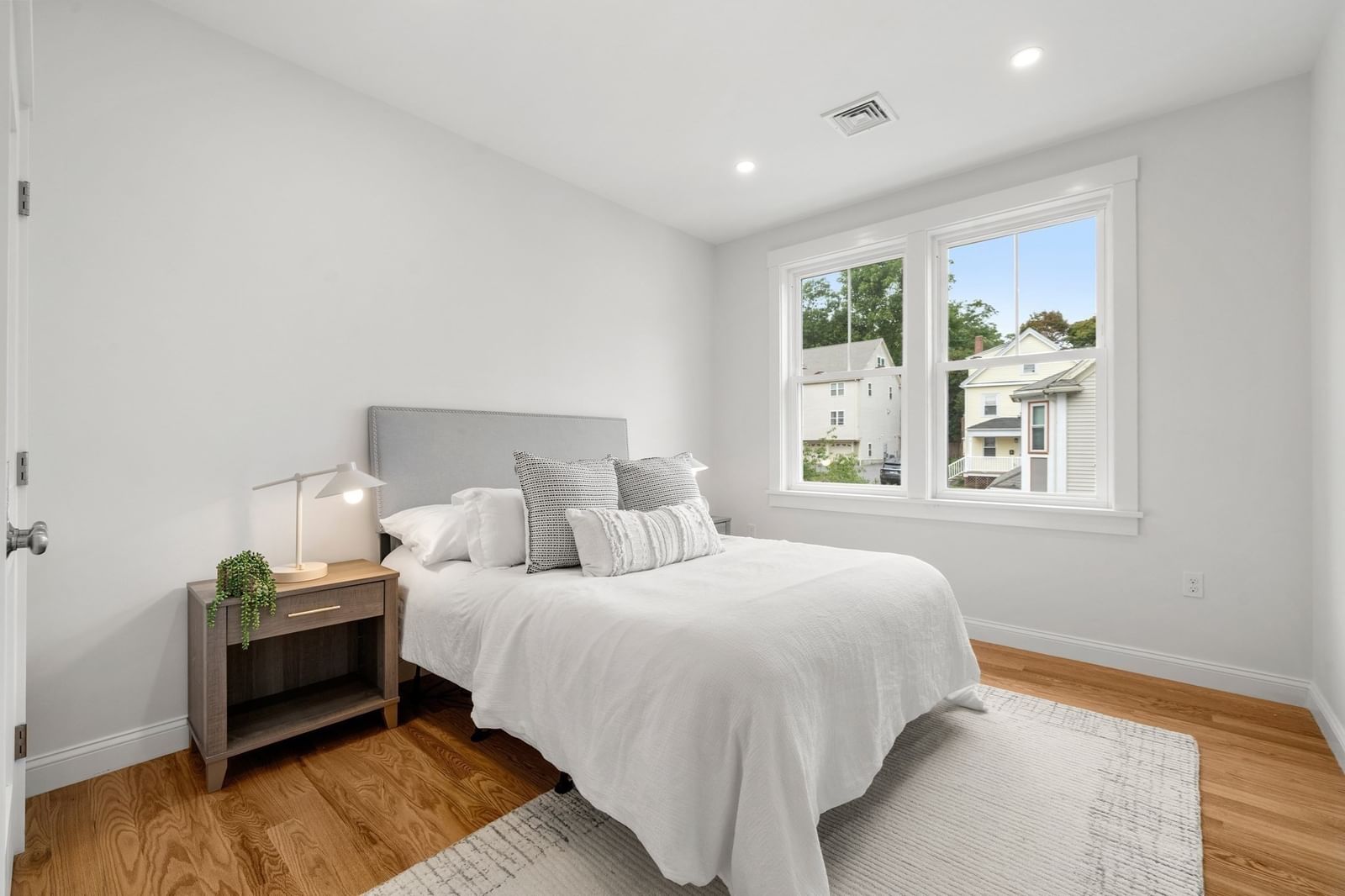 9 Downer Ct #1 Boston — Photo 17 of 38