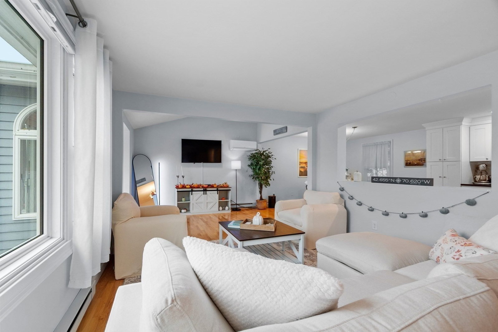 273 Washington St #2 Gloucester — Photo 8 of 24