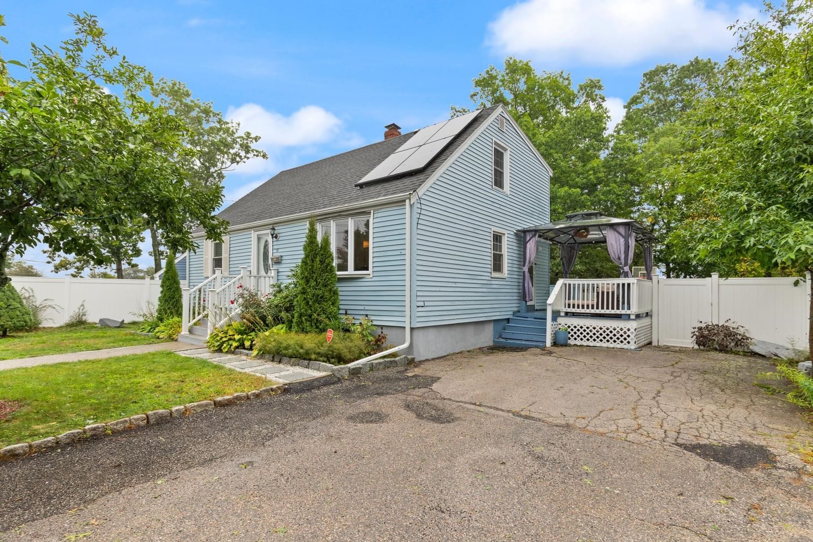 12 Cedar Circle Randolph — Photo 4 of 41