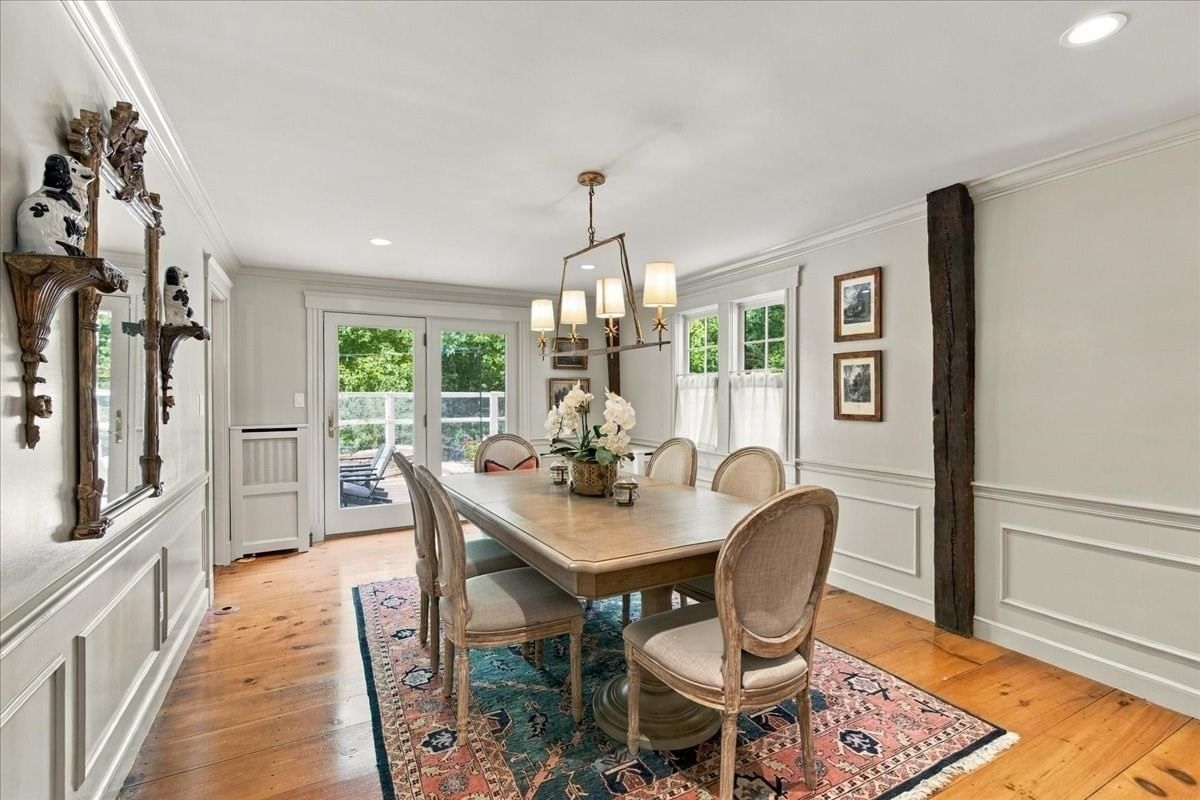 822 Main Street Hingham — Photo 11 of 36