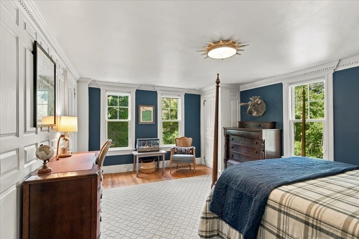 822 Main Street Hingham — Photo 19 of 36