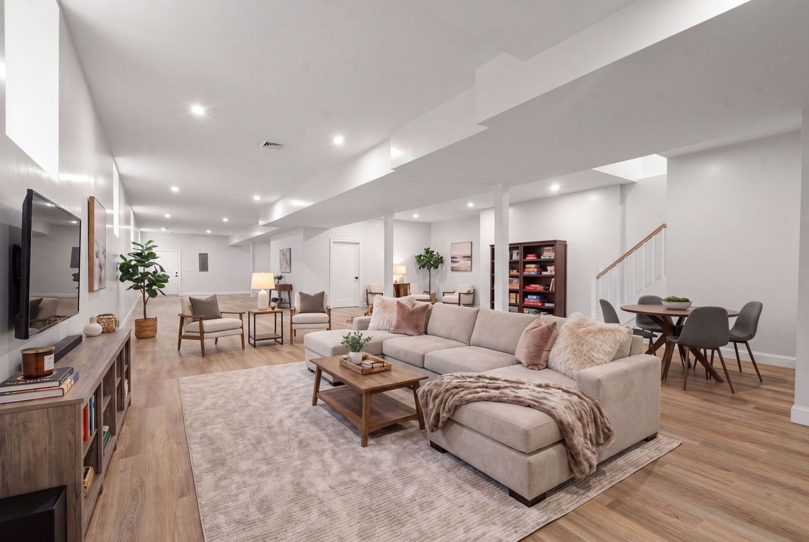10 Nolan Circle Sudbury — Photo 34 of 40