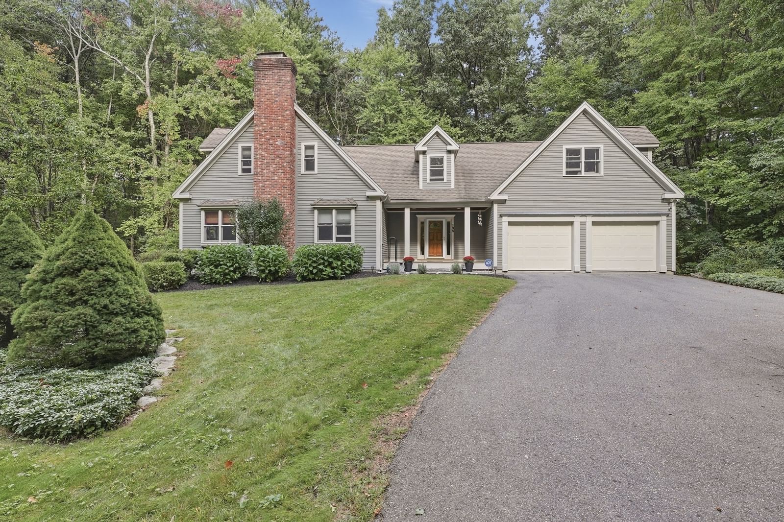 106 Green Road Bolton — Photo 2 of 42