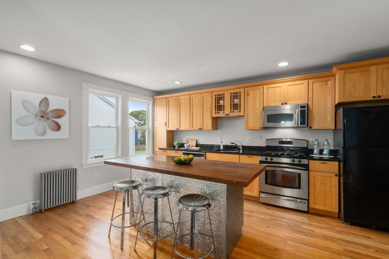 2 Holton St #2B Medford — Photo 10 of 21