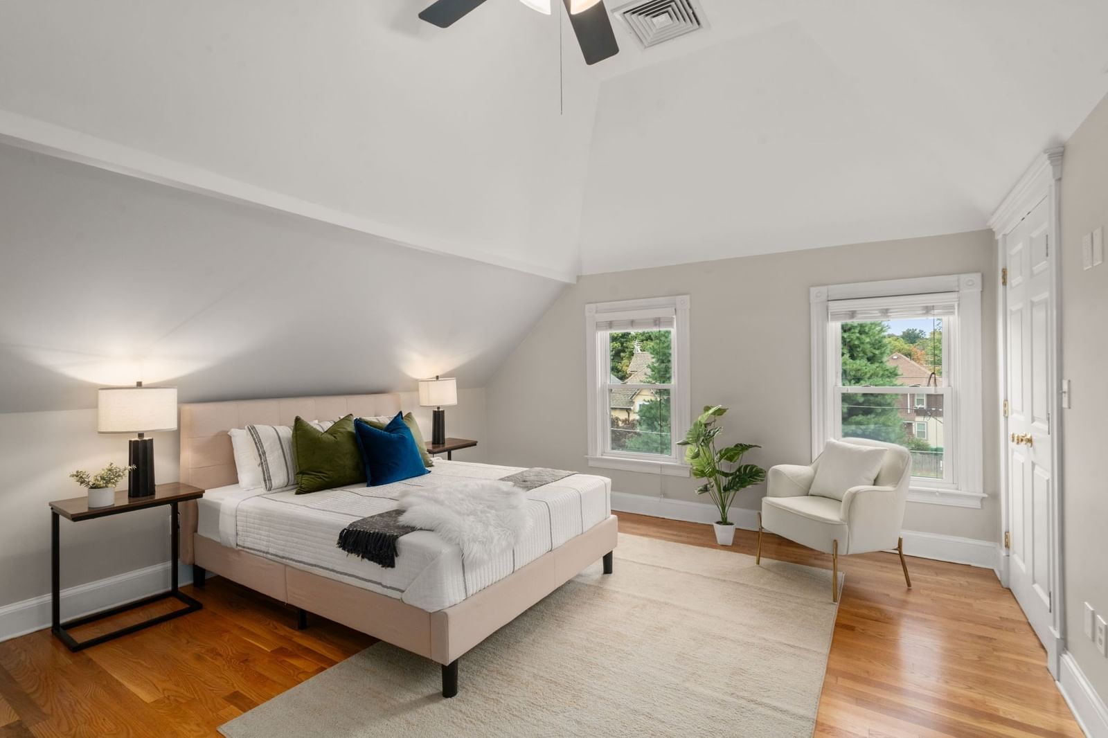 2 Holton St #2B Medford — Photo 13 of 21