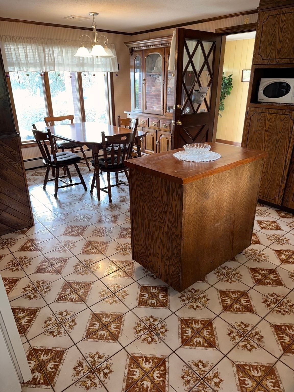 171 Huron Ave Holyoke — Photo 4 of 30