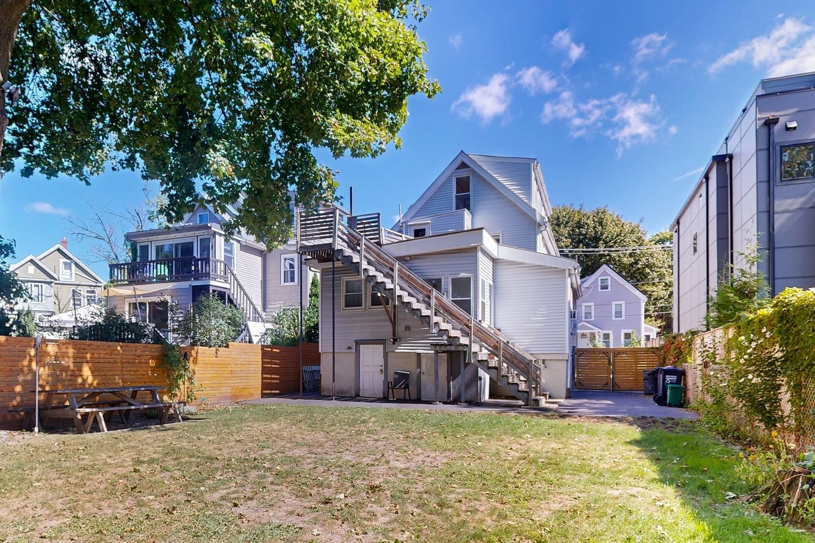 13 Cottage Park Ave Cambridge — Photo 40 of 41