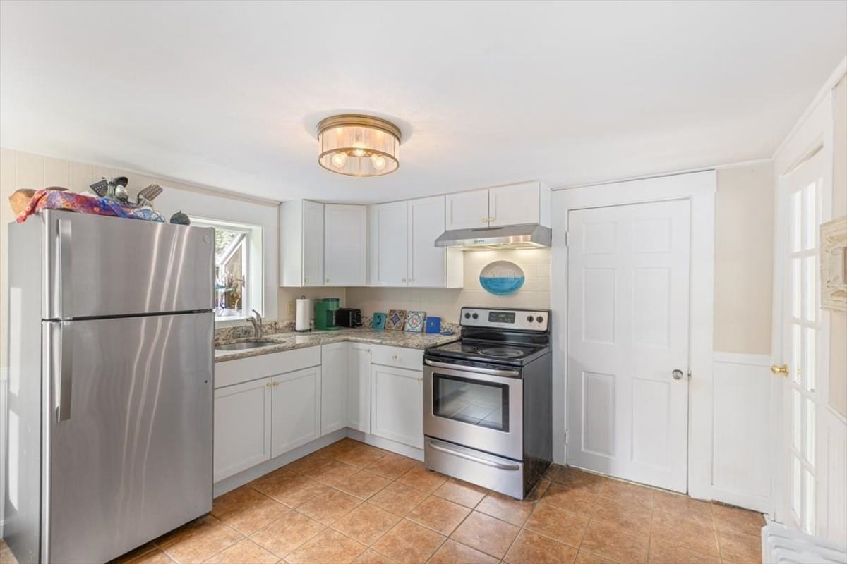55 Haverhill Rd. Amesbury — Photo 10 of 39