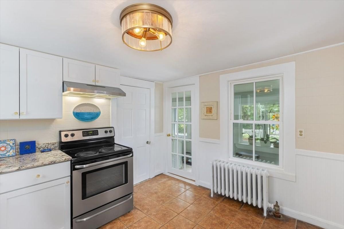 55 Haverhill Rd. Amesbury — Photo 11 of 39