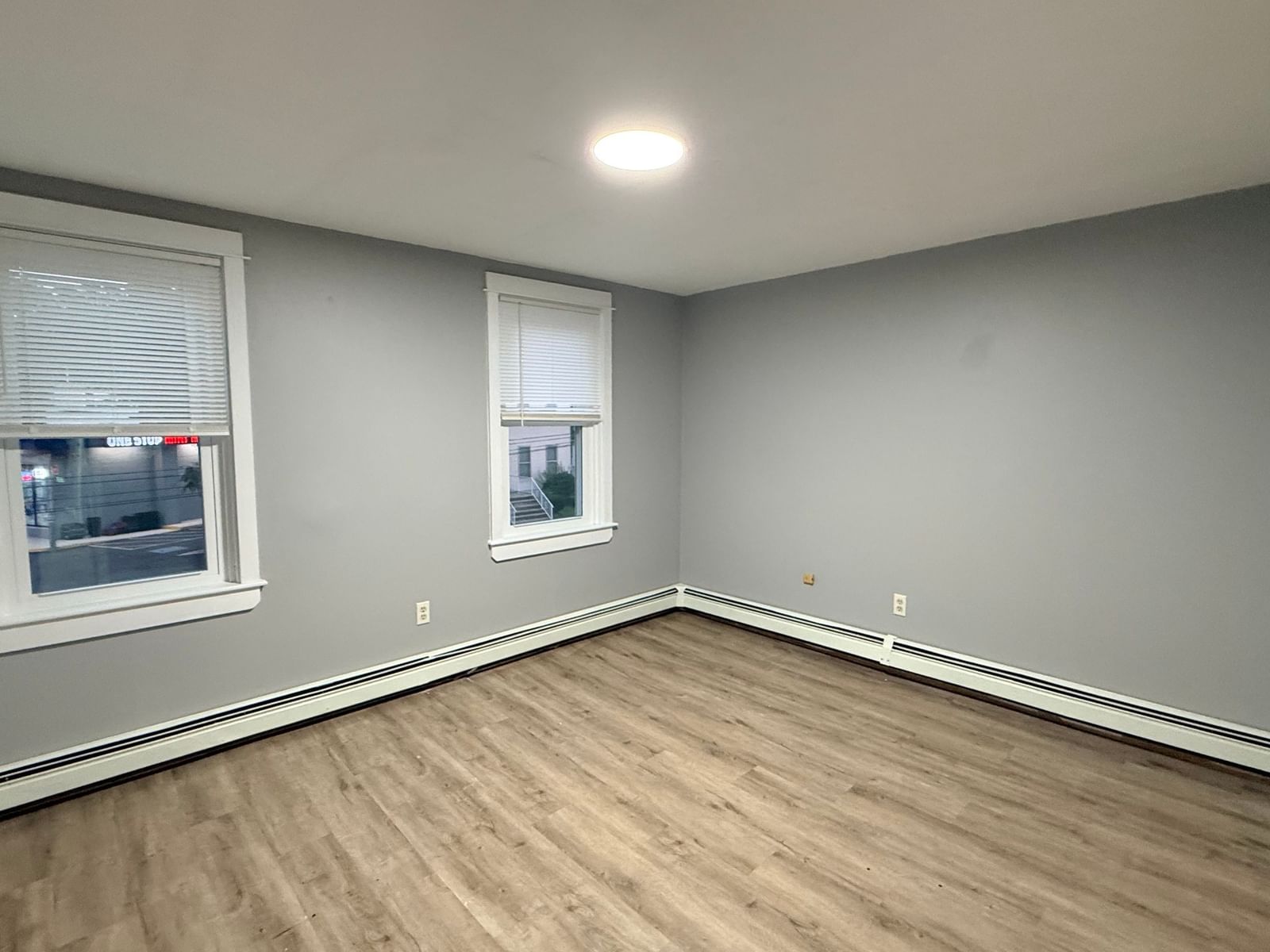 99 Winthrop St Taunton — Photo 6 of 25