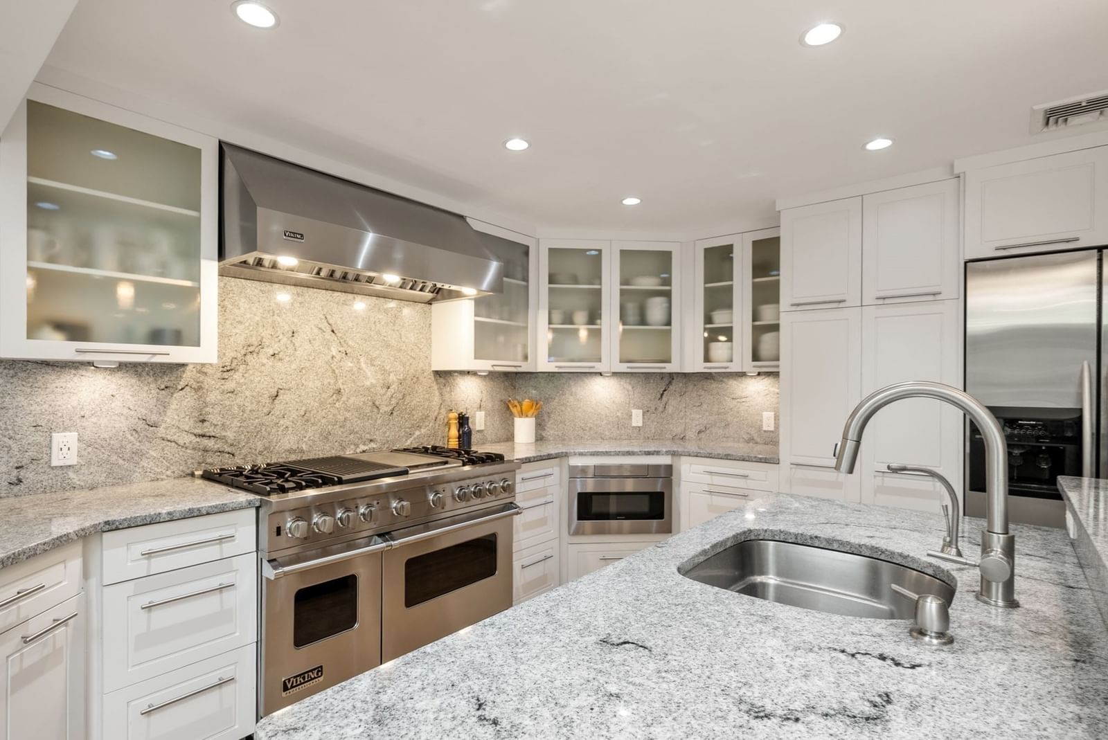 52 Damon Road Needham — Photo 10 of 42