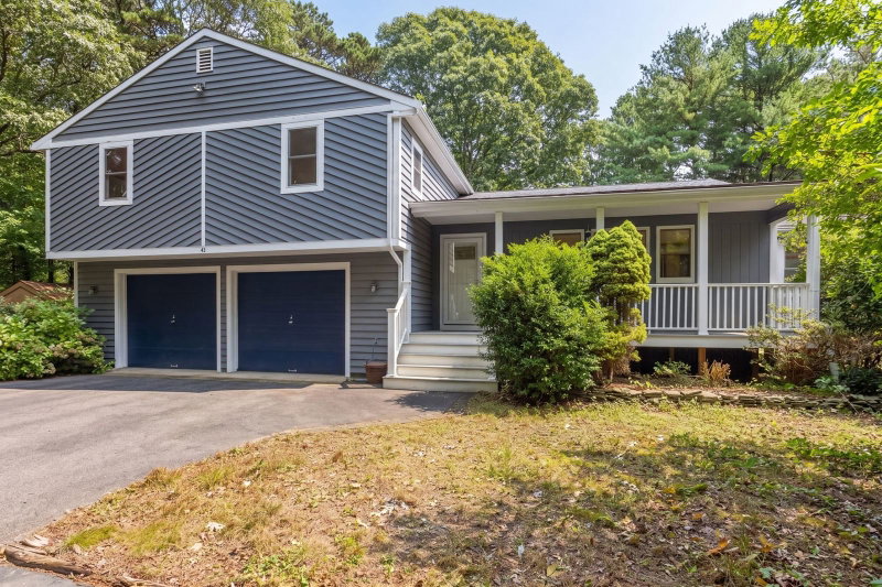 43 Heather Ln