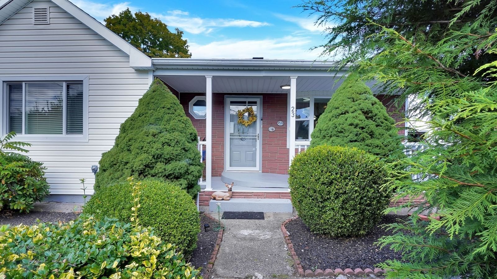 23 Briarwood Pl Westfield — Photo 3 of 32