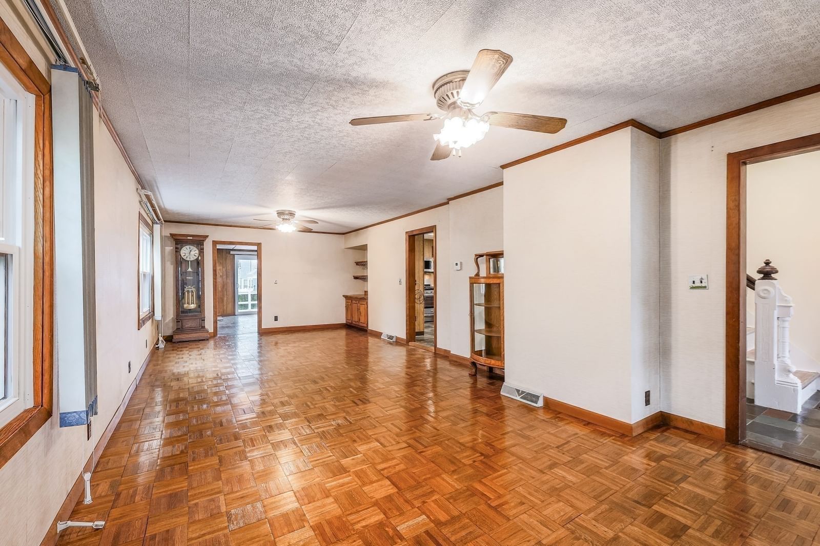 16 North Ave Winthrop — Photo 6 of 36