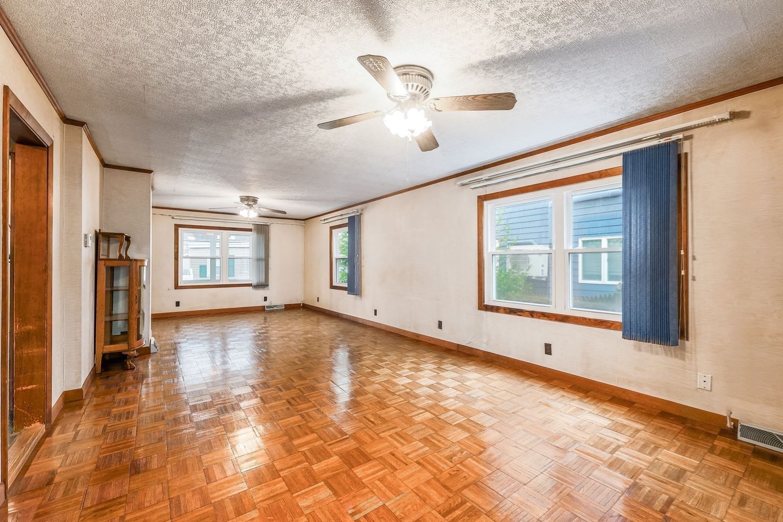 16 North Ave Winthrop — Photo 8 of 36