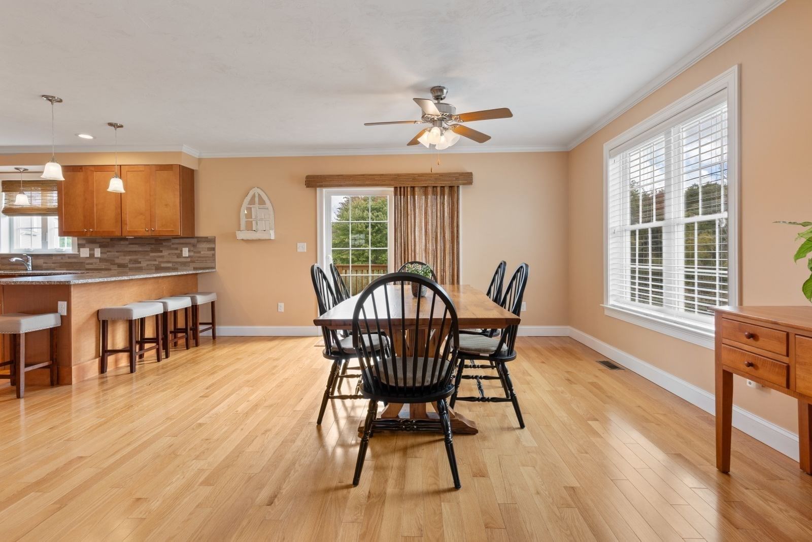 101 Sawmill Ln #101 Hanson — Photo 4 of 22