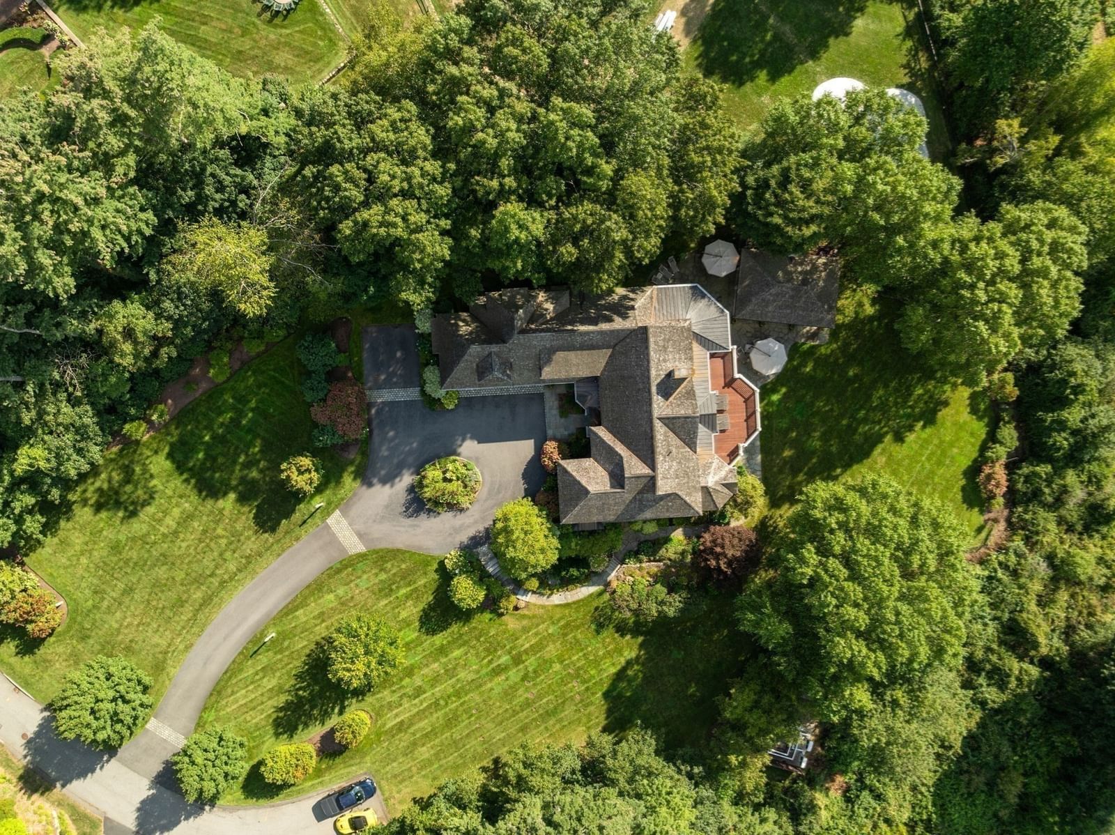 4 Ellen Mary Way Wayland — Photo 3 of 42