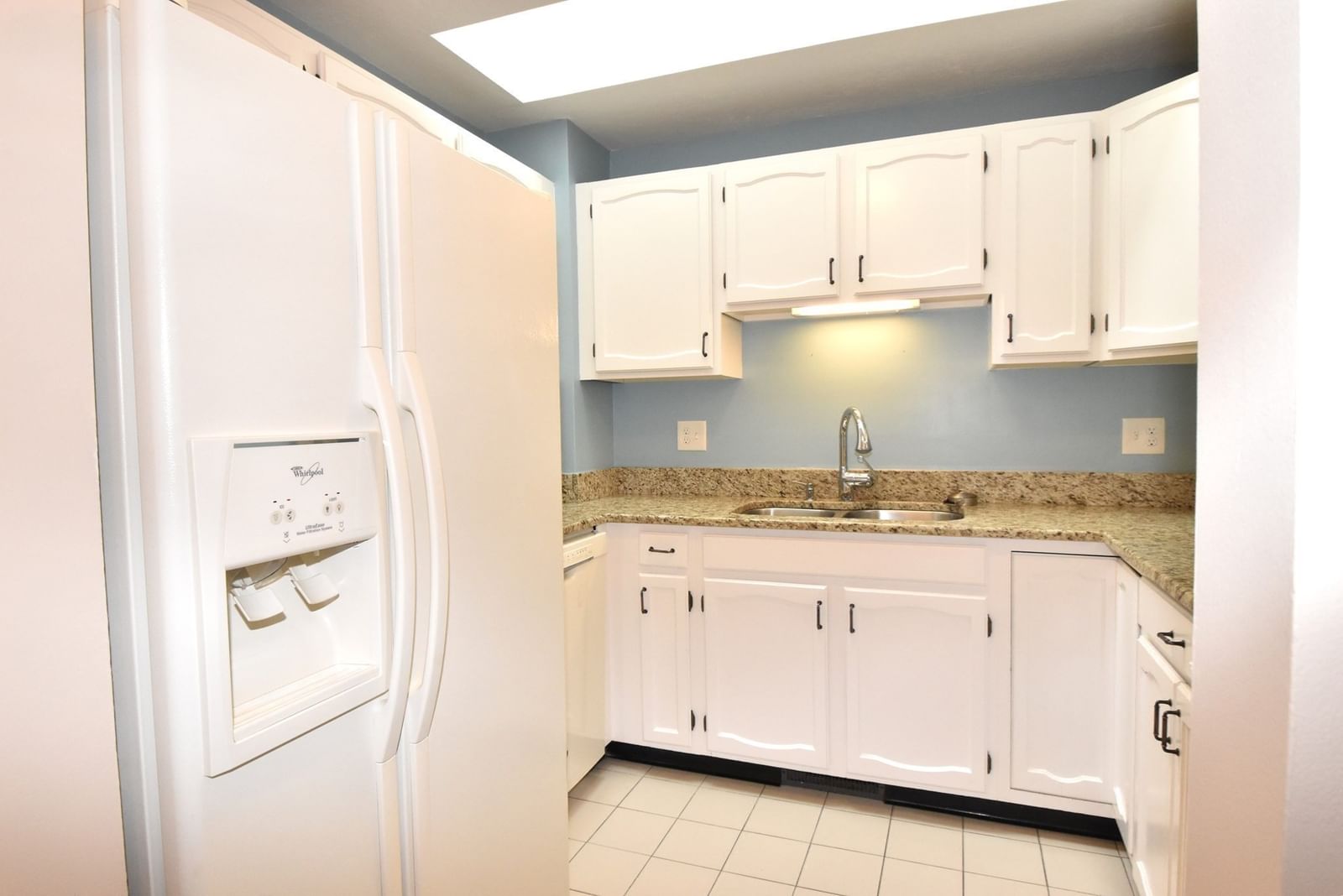 59 Nottingham Rd #59 Grafton — Photo 3 of 24