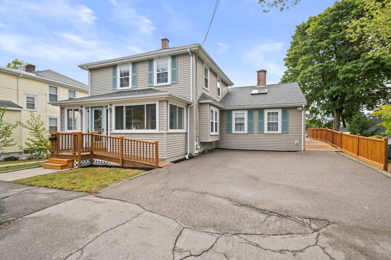 258 Holbrook