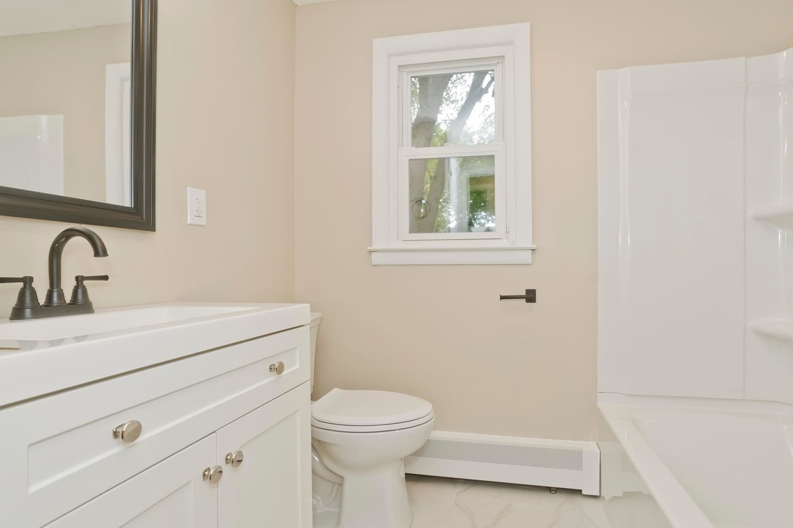 82 Gill St Chicopee — Photo 12 of 26