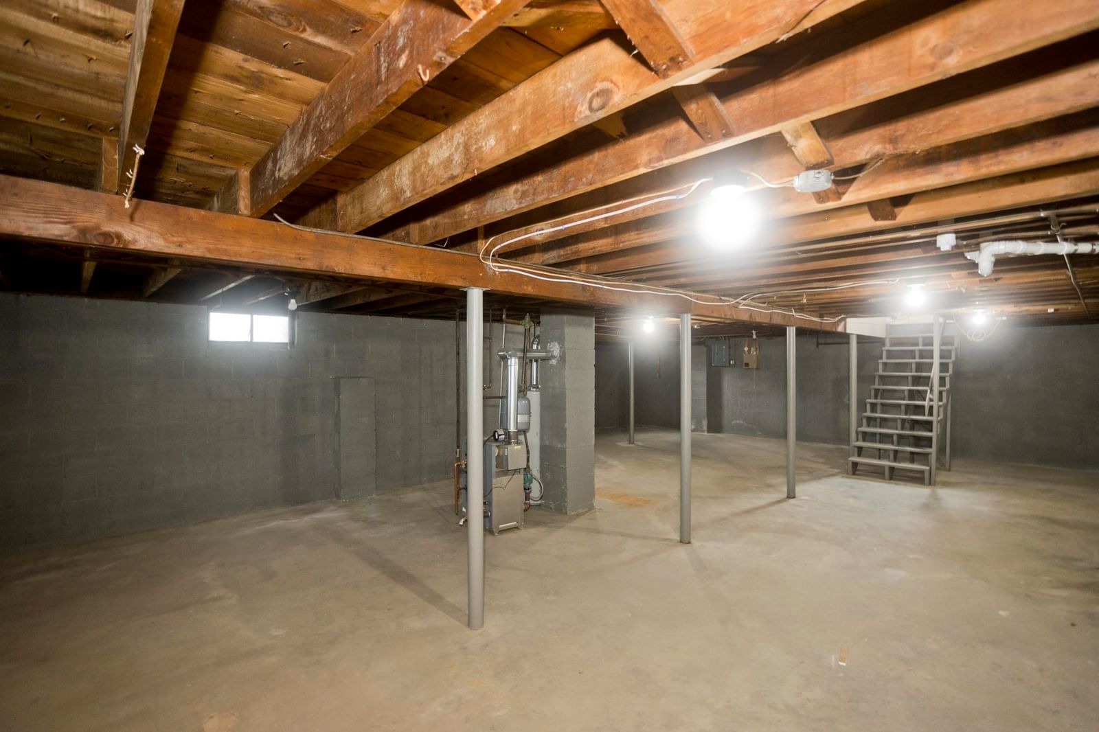 82 Gill St Chicopee — Photo 22 of 26