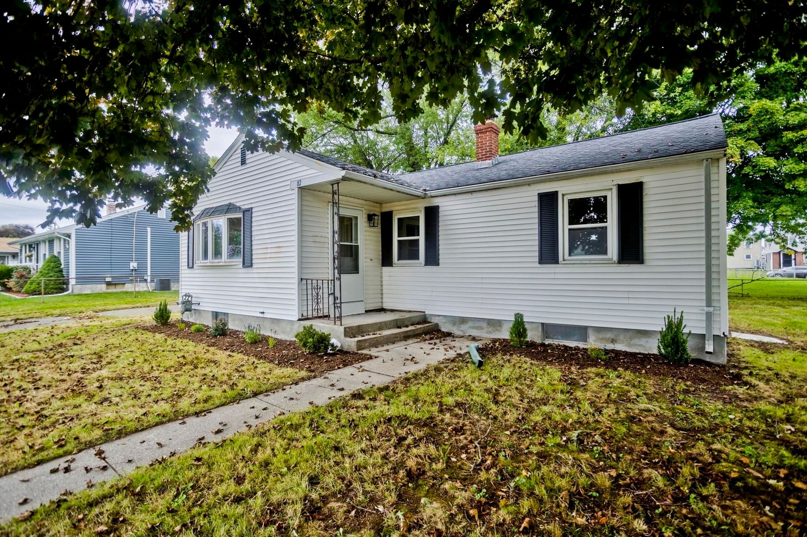 82 Gill St Chicopee — Photo 24 of 26