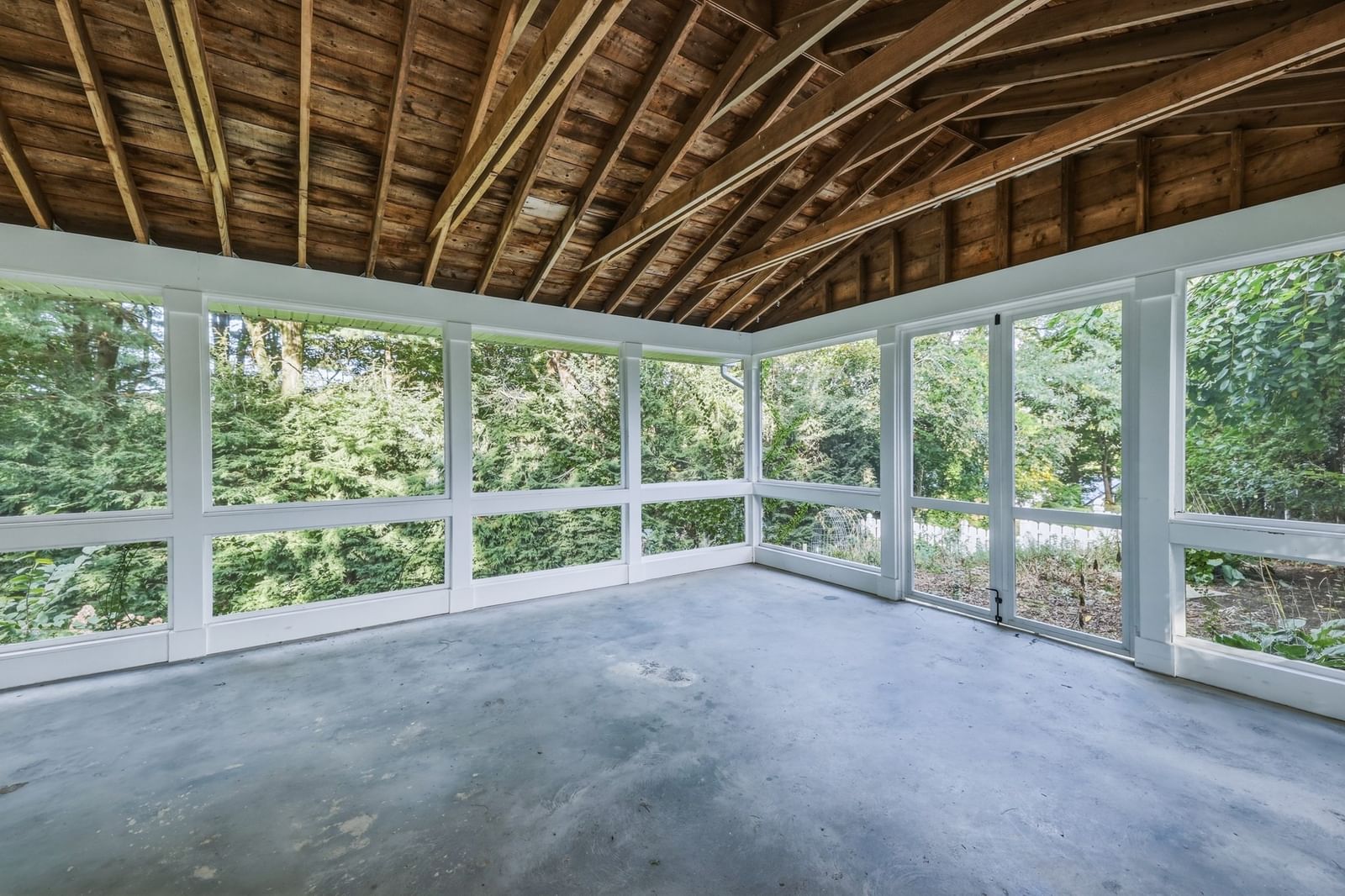34 Skyridge Ln Springfield — Photo 5 of 37