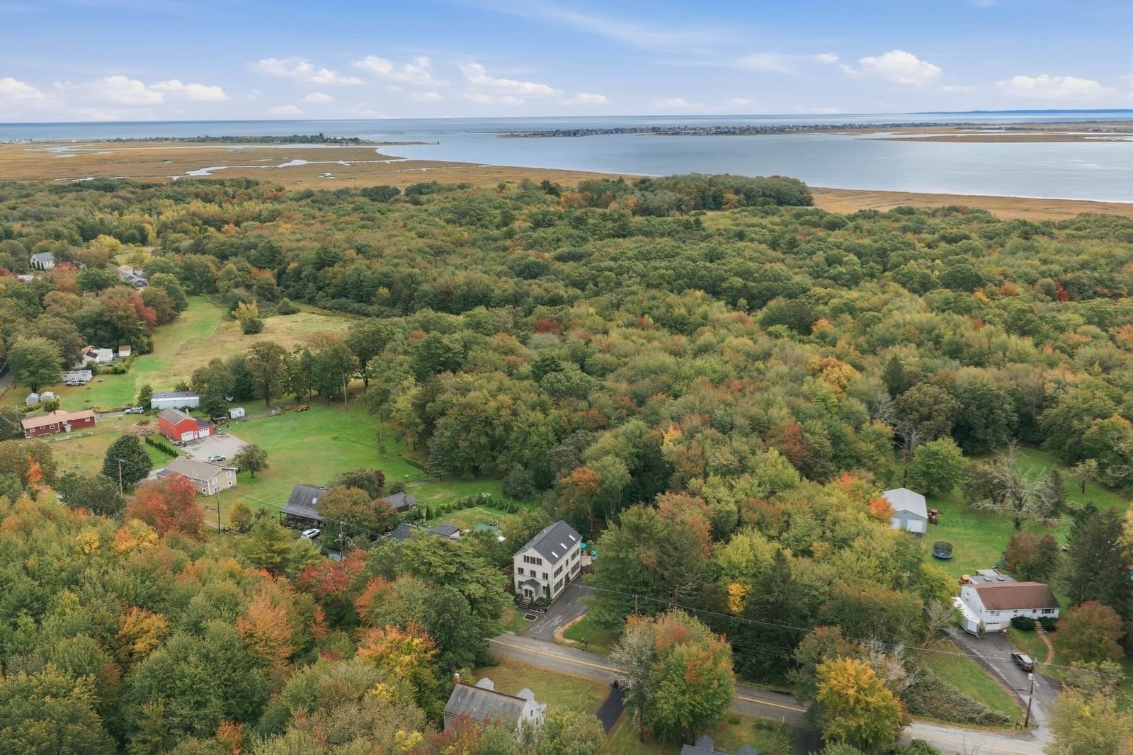 111 Ferry Rd Salisbury — Photo 4 of 27