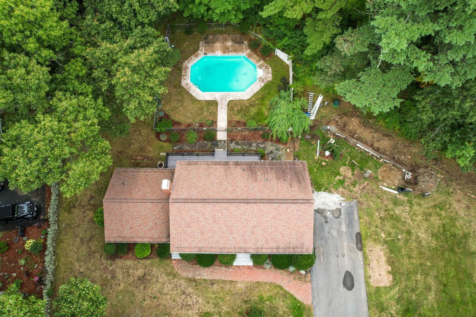 11 Summit Road Southborough — Photo 38 of 41