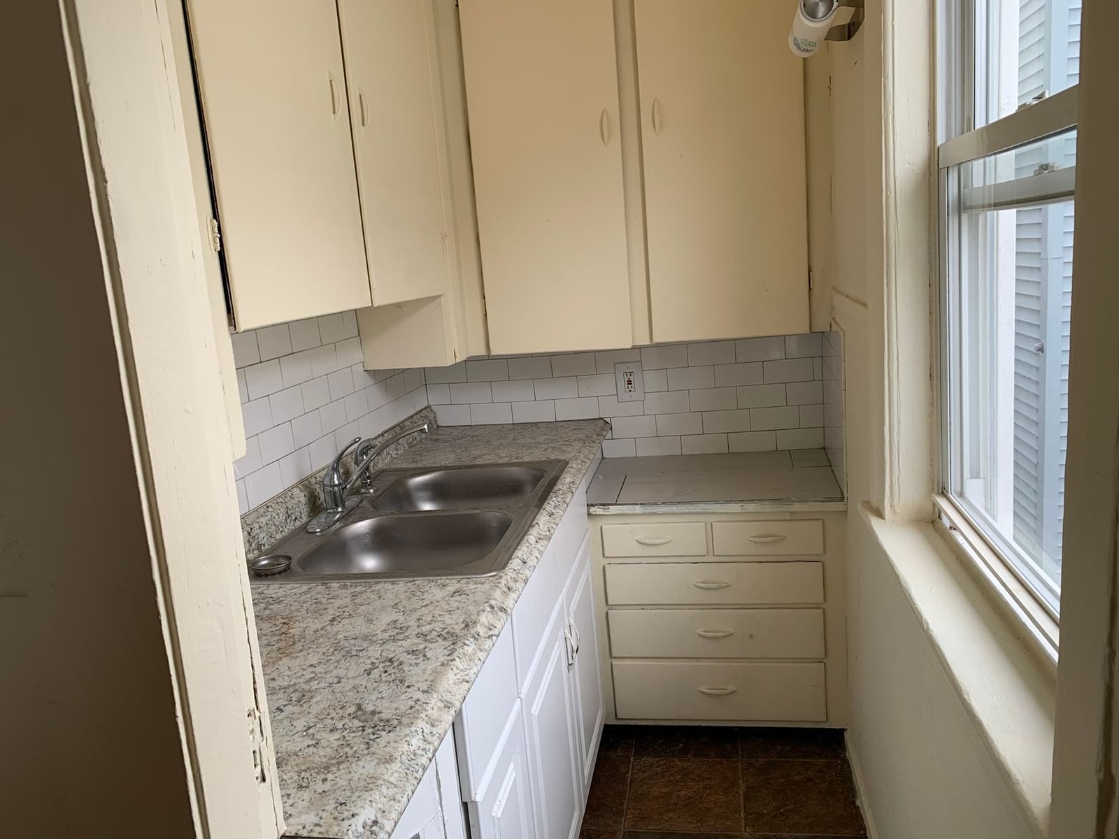 4 Mott St Worcester — Photo 2 of 22