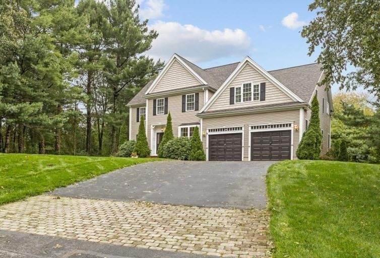 Property at 3 Trappers Path, Lakeville, MA 02347