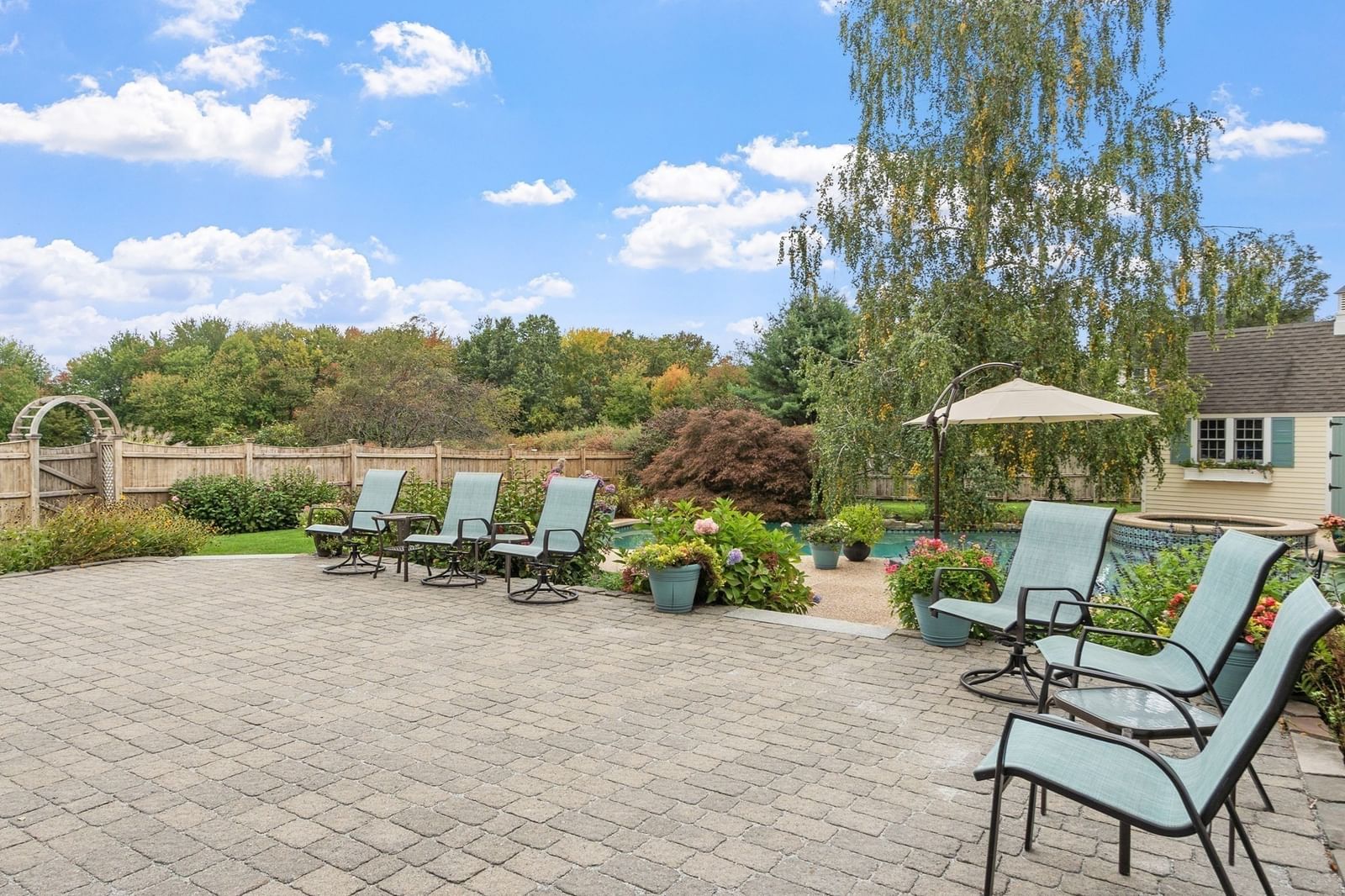 88 N Billerica Rd Tewksbury — Photo 34 of 42
