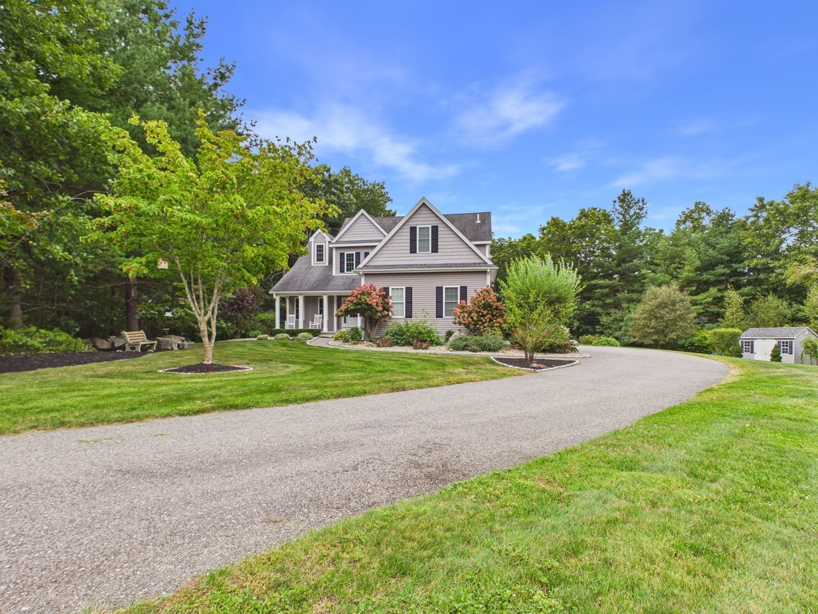 16 Tabor Rd Uxbridge — Photo 17 of 41