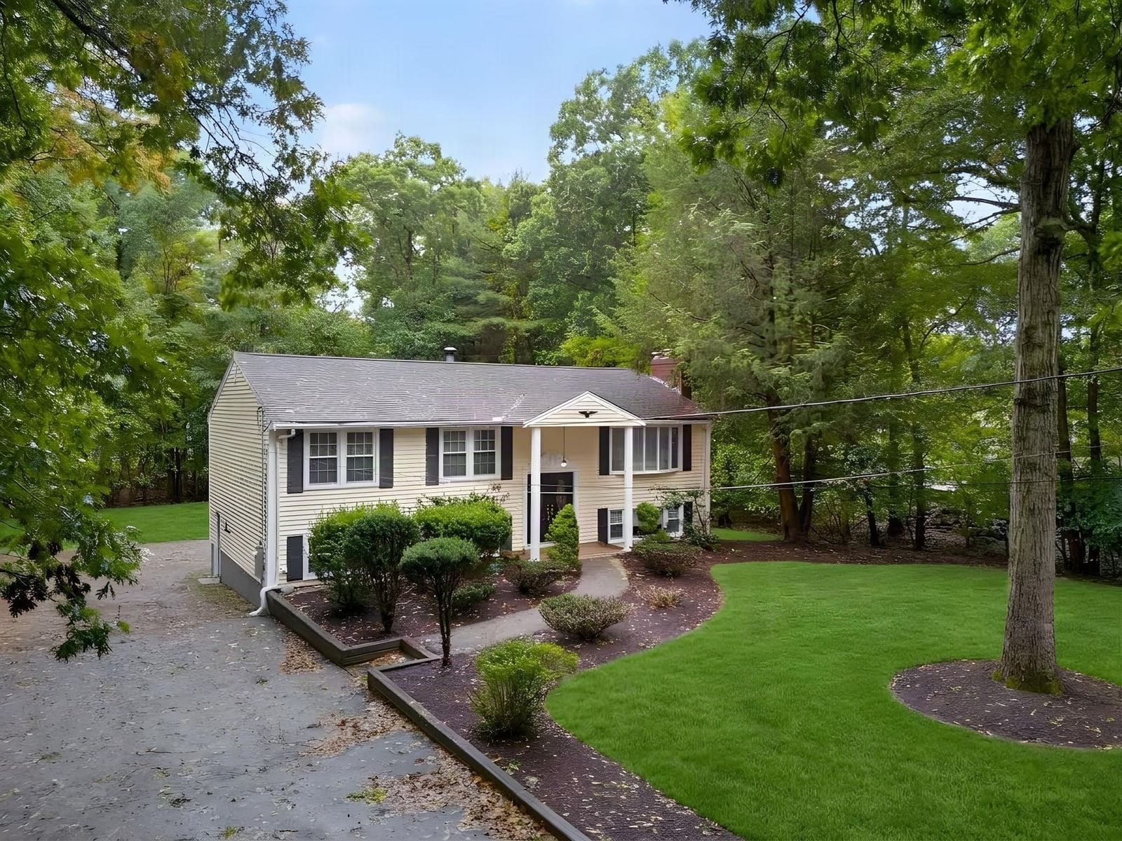 8 Allen Rd Easton — Photo 2 of 30