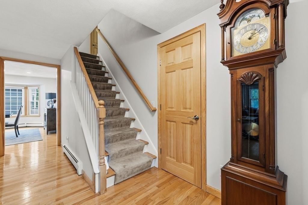 76 Fairview Ave Rehoboth — Photo 3 of 36