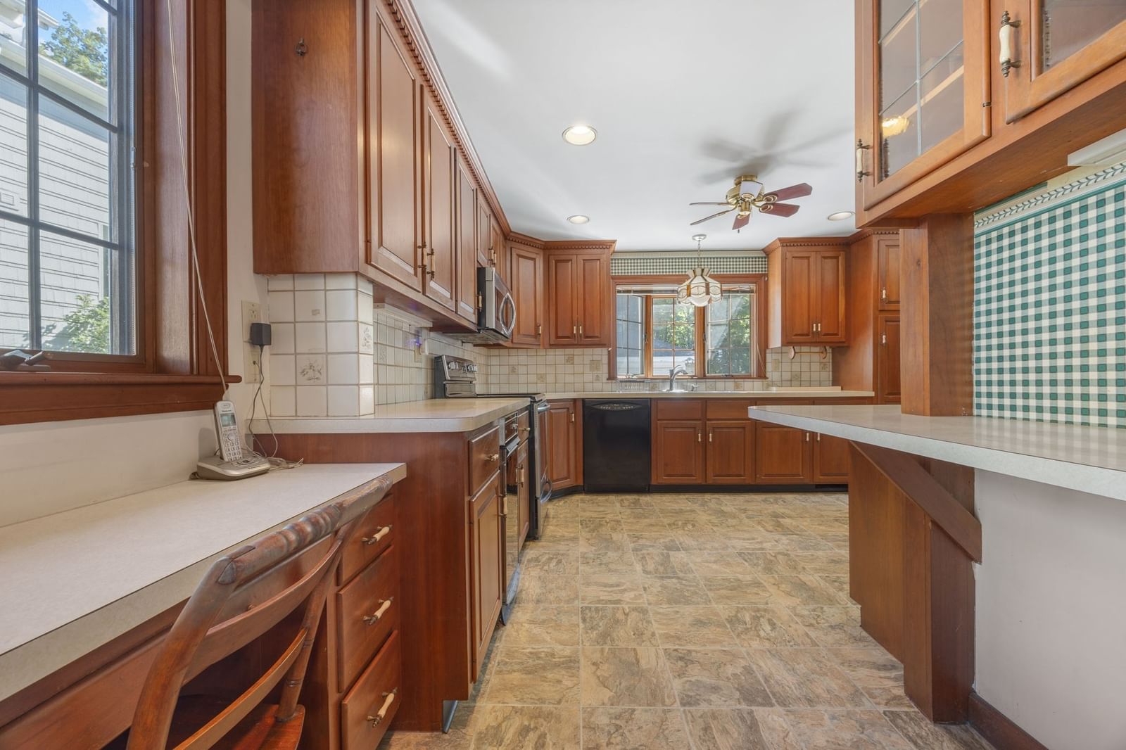 57 Nowell Rd Melrose — Photo 17 of 42