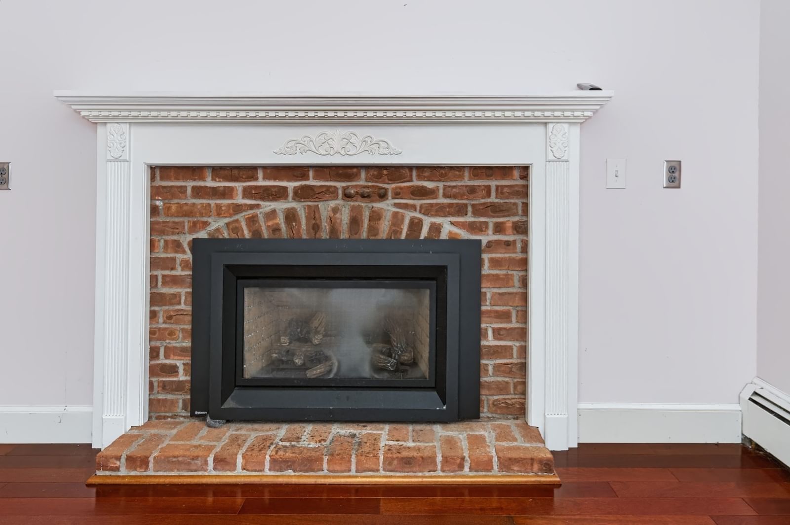 194 W Sutton Rd Sutton — Photo 6 of 37