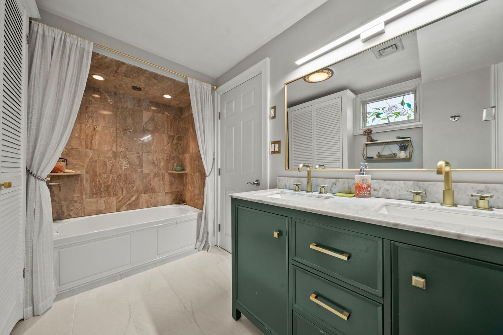 54 Trident Ave #54 Winthrop — Photo 16 of 37