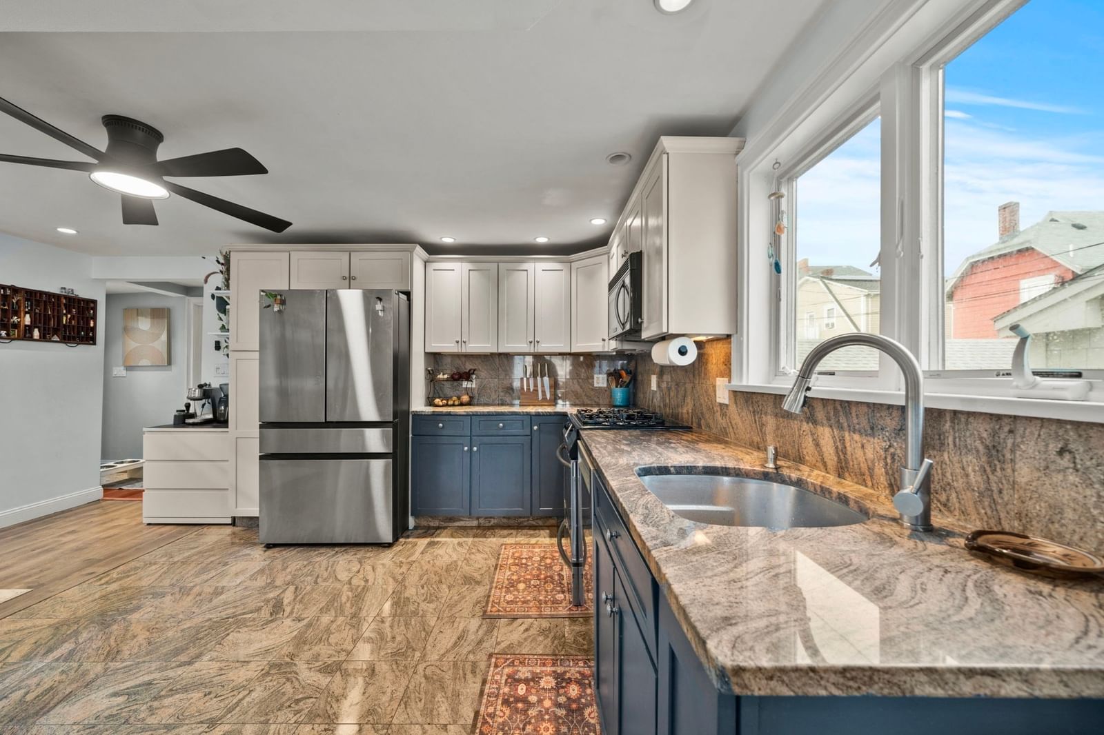 54 Trident Ave #54 Winthrop — Photo 3 of 37
