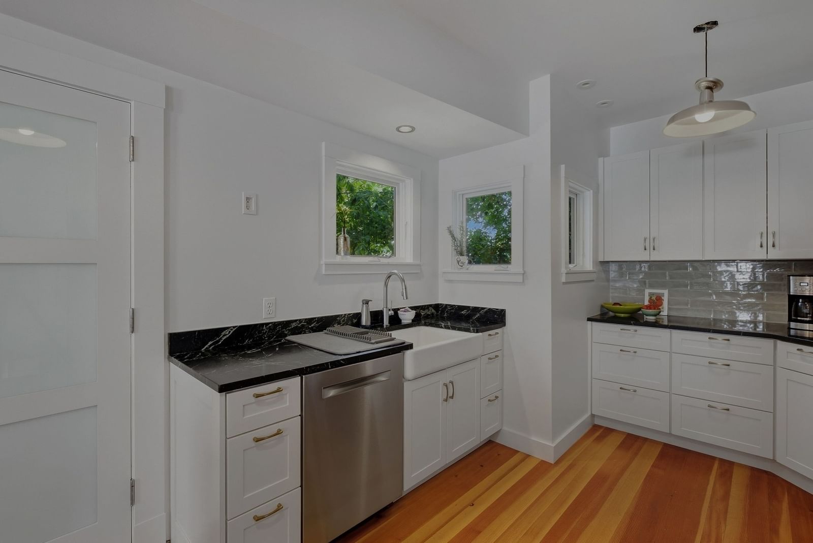26-28 Gilman Terrace Somerville — Photo 18 of 42