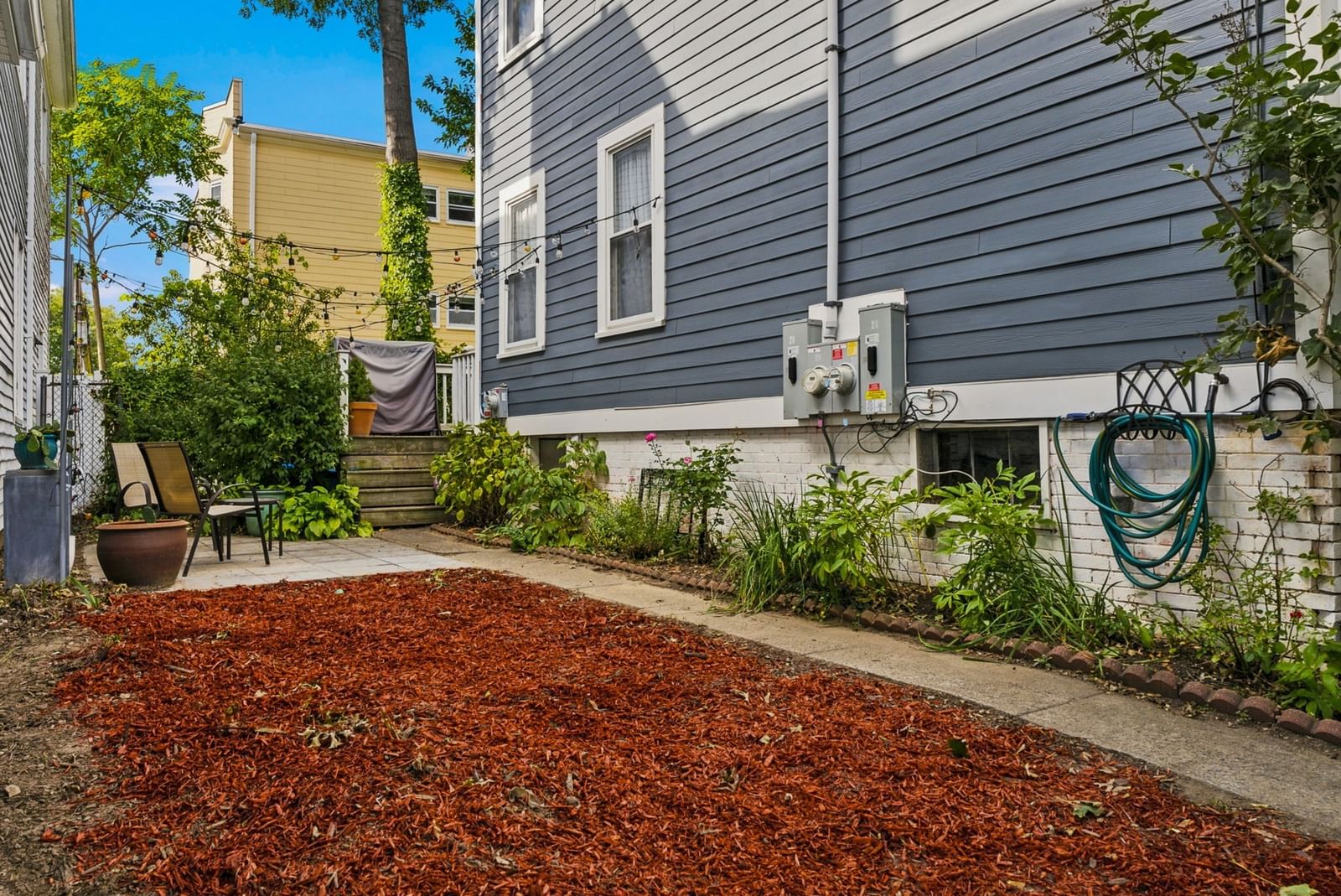 26-28 Gilman Terrace Somerville — Photo 2 of 42