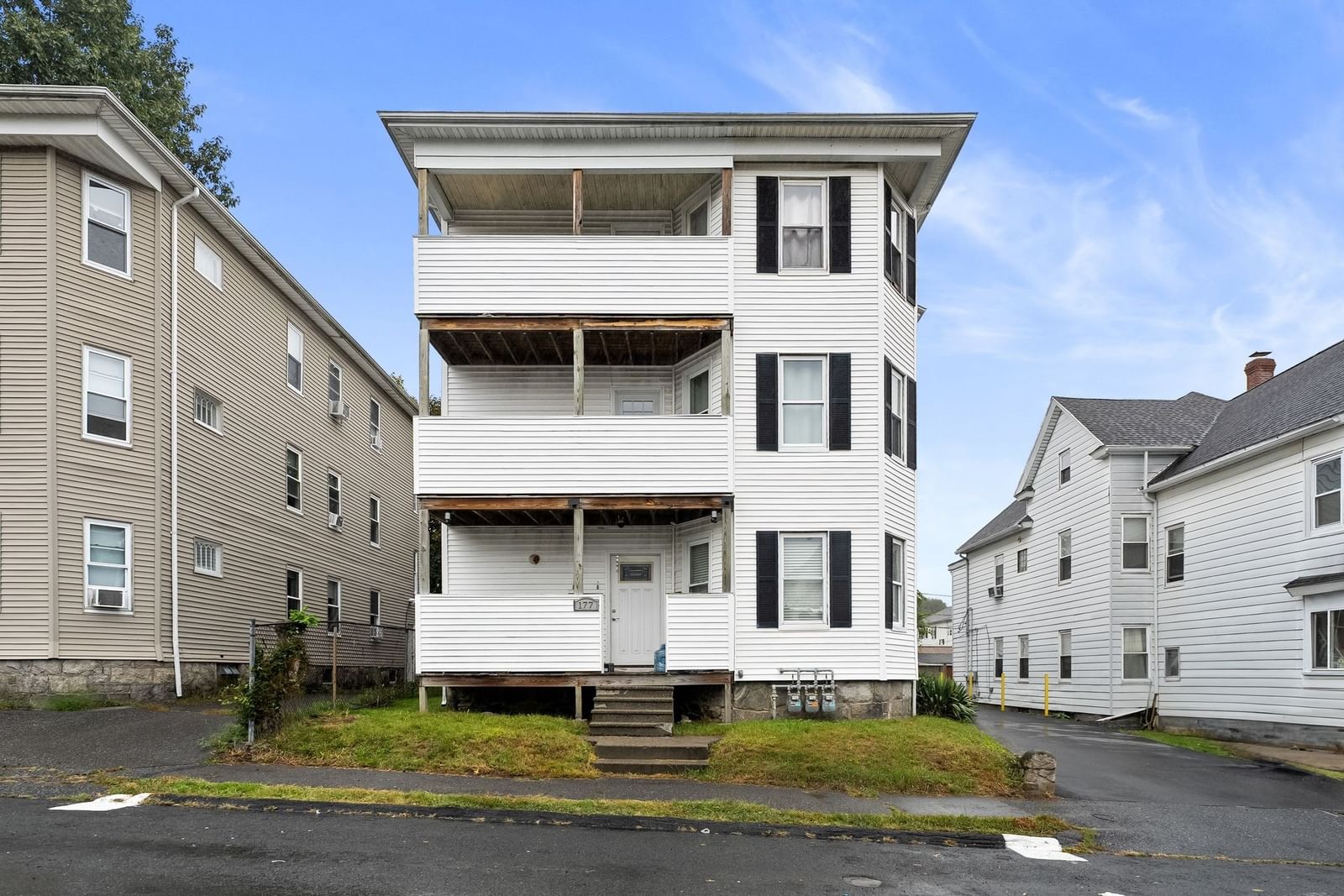 177 Fairmont Ave Worcester — Photo 2 of 42