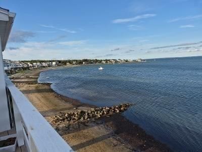 39 Cove Street Mattapoisett — Photo 2 of 28