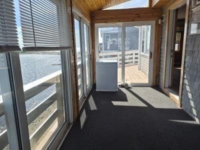 39 Cove Street Mattapoisett — Photo 4 of 28