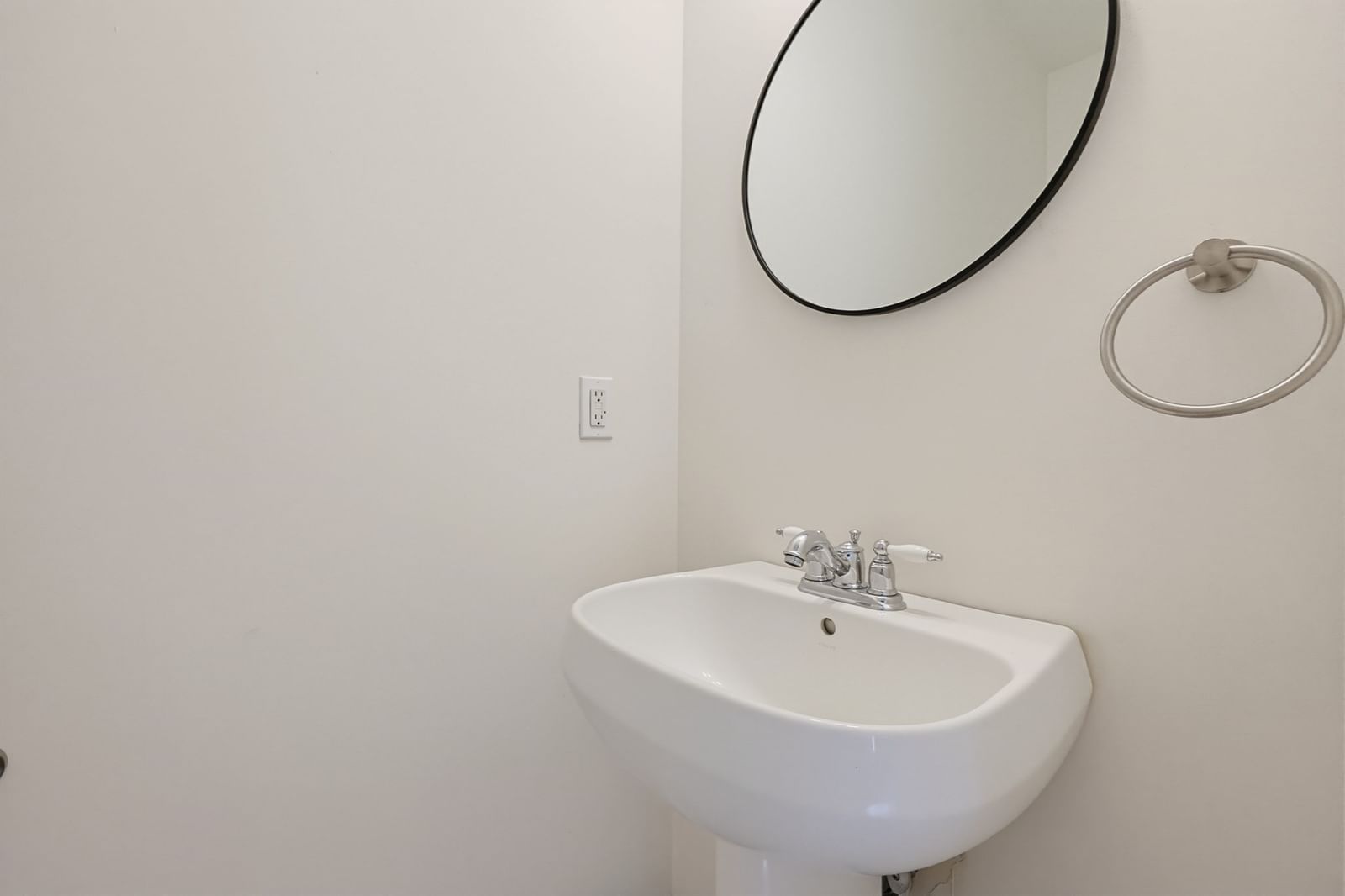 6 Afra Dr #6 Shrewsbury — Photo 11 of 34