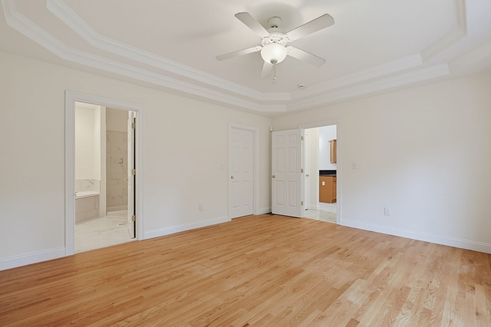6 Afra Dr #6 Shrewsbury — Photo 12 of 34
