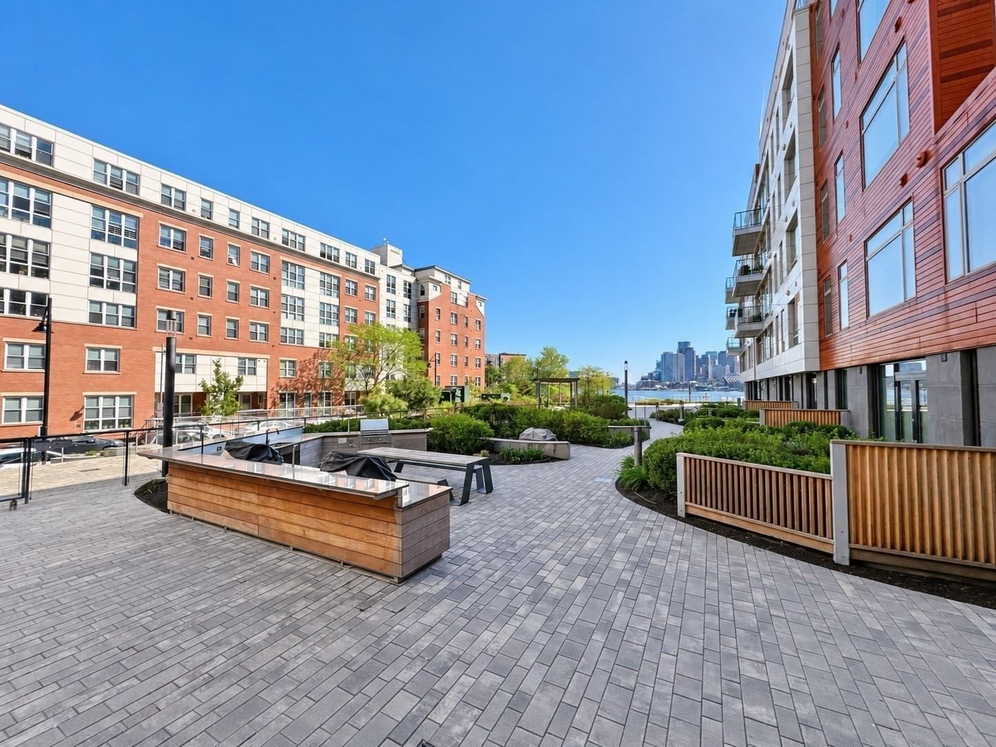 99 Sumner St #305 Boston — Photo 16 of 19